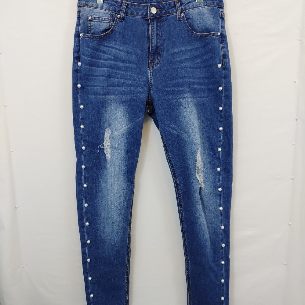 Hayden Los Angeles Jeans size L Distressed Beaded